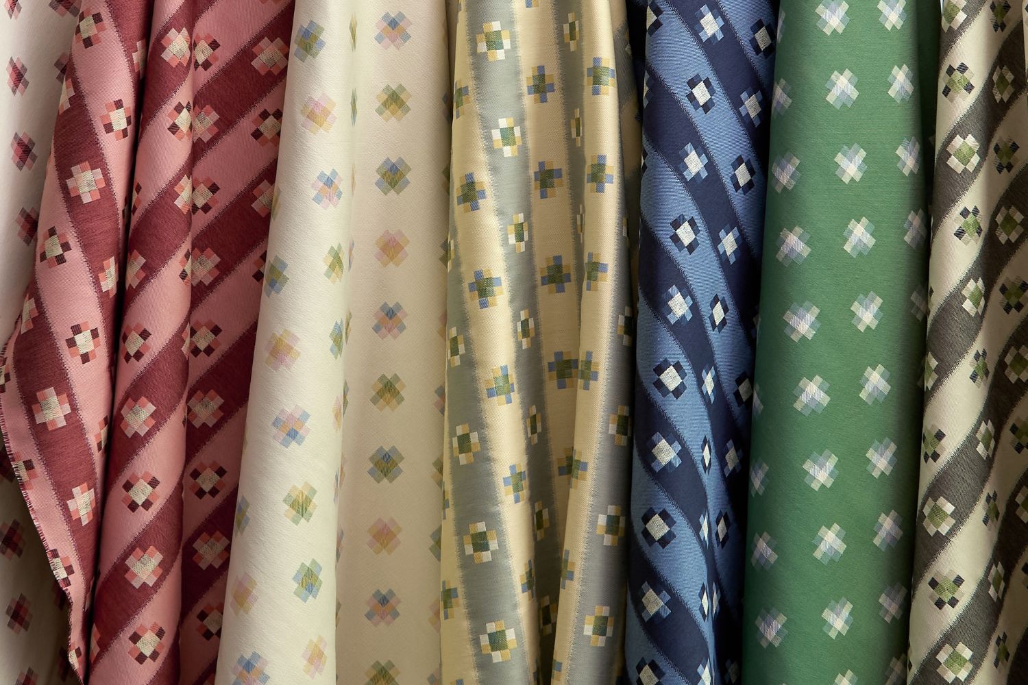 Q&A with fabric and wallpaper designer Jessica Osborne