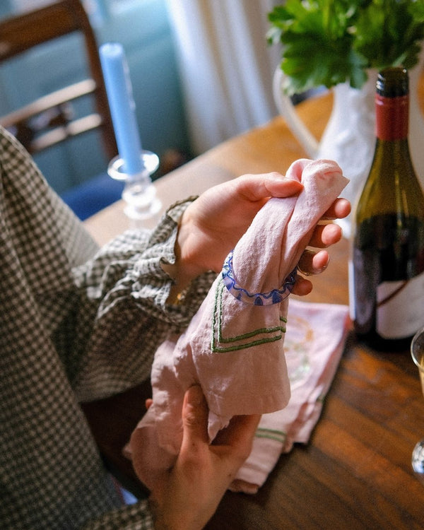 Pink Double Piped Linen Napkins - Set of Four Glass Napkin Ring 