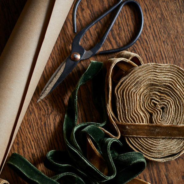 Velvet Ribbon - Gold