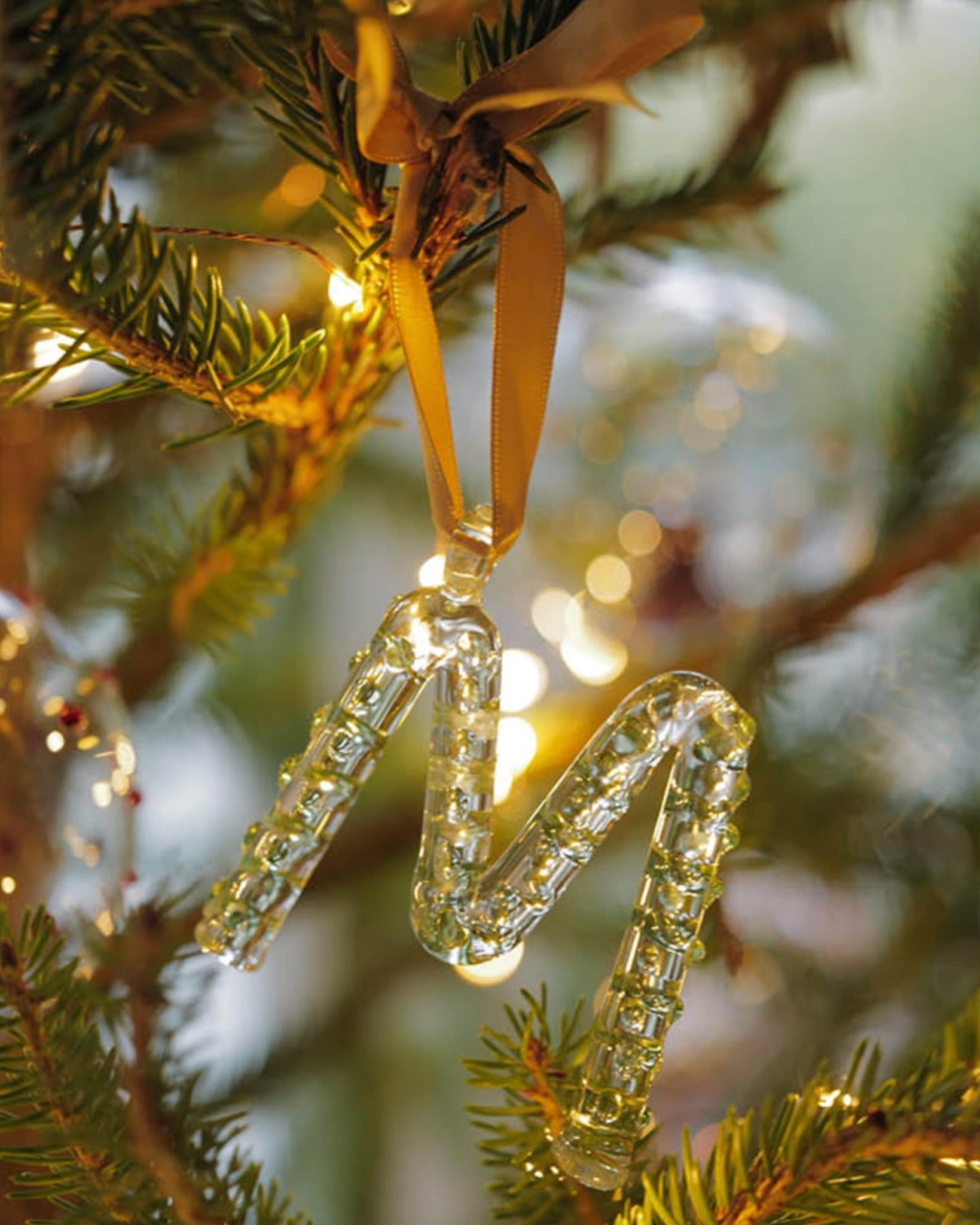 Alphabet_Ornaments_M-2